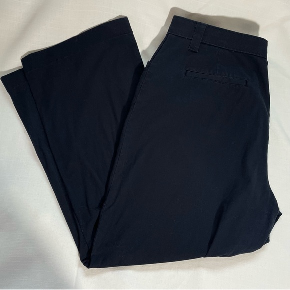 L.L. Bean Classic Fit Pant - Picture 2 of 10